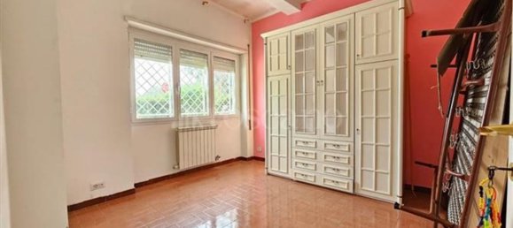 Квартира с 3 комнатами в Ардеа, Италия № 217762 6