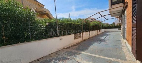 Квартира с 3 комнатами в Ардеа, Италия № 217762 12