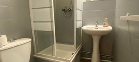 Studio in Le Bourget, France No. 306354 6