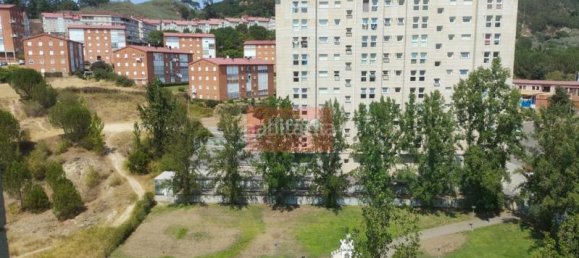 Apartamento de 3 dormitorios en Orense, Spain No. 141618 27