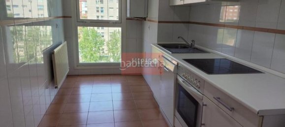 Apartamento de 3 dormitorios en Orense, Spain No. 141618 26