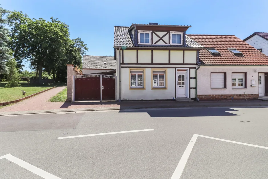 2 bedrooms Townhouse in Stendal, Germany No. 258878
