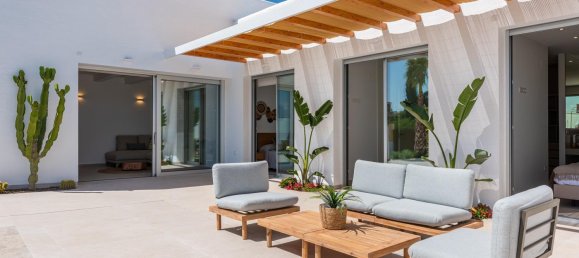 3 bedrooms Villa in Alicante, Spain No. 11692 8