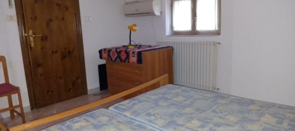 Dúplex de 2 habitaciónes en Portocannone, Italy No. 92898 8