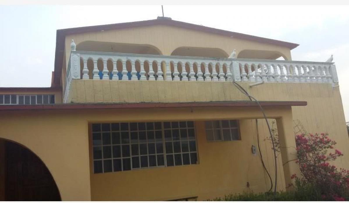 4 bedrooms House in Indaparapeo, Mexico No. 188601