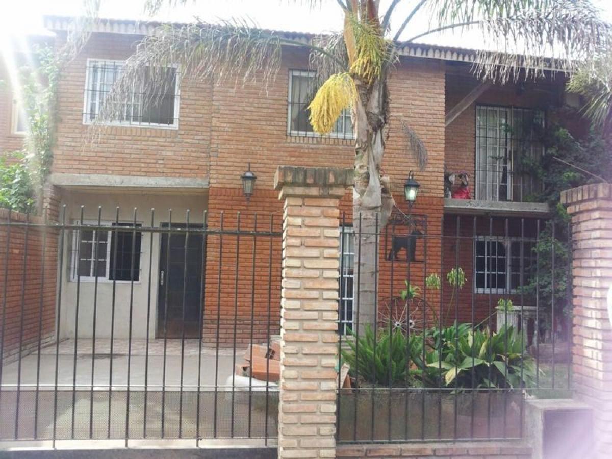 Дом с 4 спальнями в Мальвинас Архентинас, Аргентина № 54115