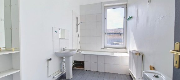 4 bedrooms House in Tourcoing, France No. 159840 12