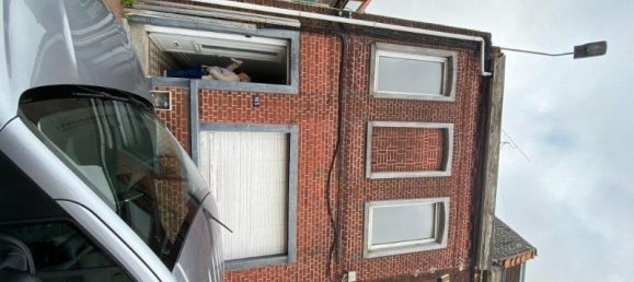 4 bedrooms House in Tourcoing, France No. 159840 4