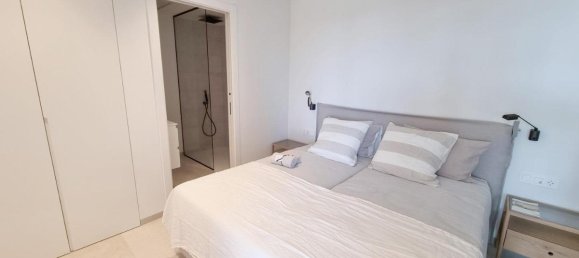 3 bedrooms Penthouse in Alicante, Spain No. 12679 10