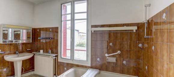 3 bedrooms House in Gerzat, France No. 189728 7