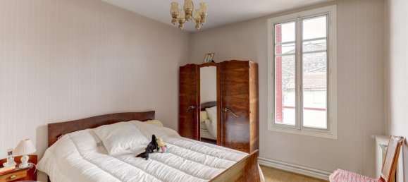 3 bedrooms House in Gerzat, France No. 189728 5