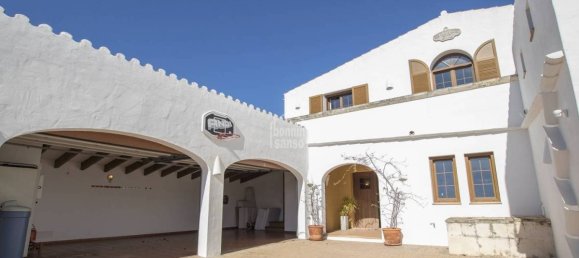 5 Schlafzimmer Villa in Es Castell, Spain, Nr. 1446 11