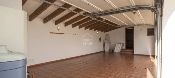 5 Schlafzimmer Villa in Es Castell, Spain, Nr. 1446 4