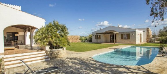 5 Schlafzimmer Villa in Es Castell, Spain, Nr. 1446 17