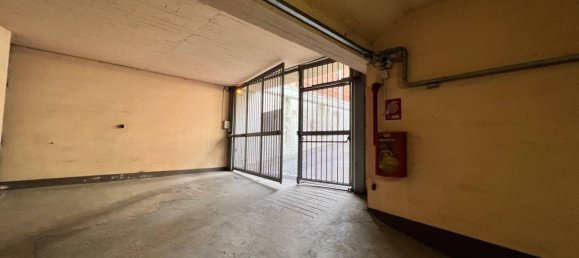 13m² Garage in Rivoli, Italy No. 370725 3