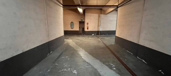 13m² Garage in Rivoli, Italy No. 370725 5