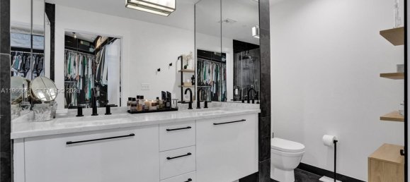 1 dormitorio propiedad comercial en venta en Miami, Miami-Dade, Florida, USA № 614422 22