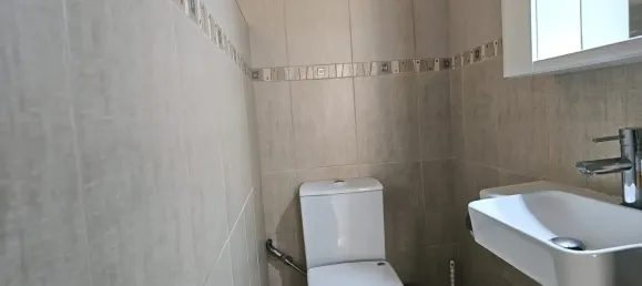 Квартира с 3 спальнями в Агиос Тихонас, Кипр № 767 7