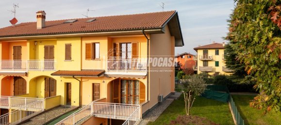 4 rooms Villa in Dalmine, Italy No. 233001 16