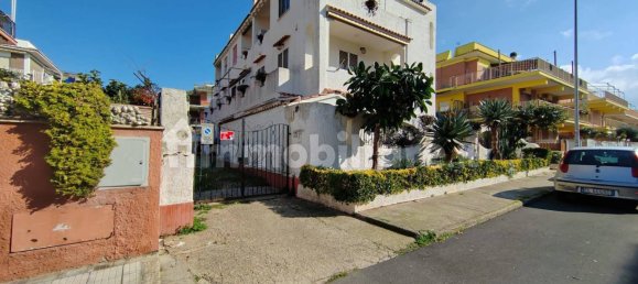 3 chambres Villa à Ladispoli, Italy No. 202236 2