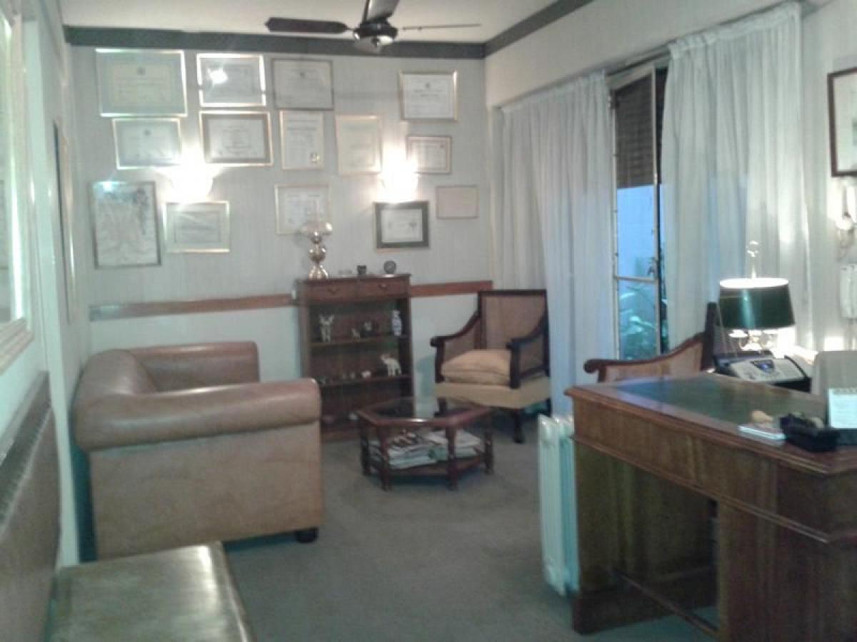 67m² Office in Buenos Aires, Argentina No. 110059