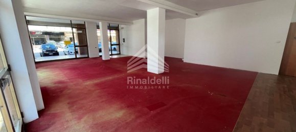 Gewerbliche Immobilie in Porto Sant'Elpidio, Italy 220m², Nr. 288665 6