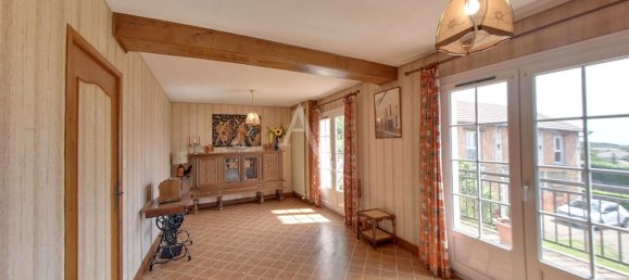 4 bedrooms House in Hurigny, France No. 202836 2