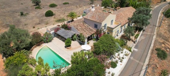 5 bedrooms Villa in Albufeira, Portugal No. 7659 4