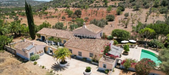 5 bedrooms Villa in Albufeira, Portugal No. 7659 3