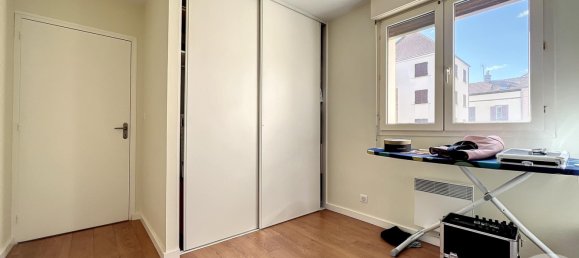 2 bedrooms Apartment in Troyes, France No. 47893 6