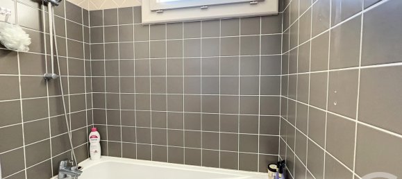 2 bedrooms Apartment in Troyes, France No. 47893 8