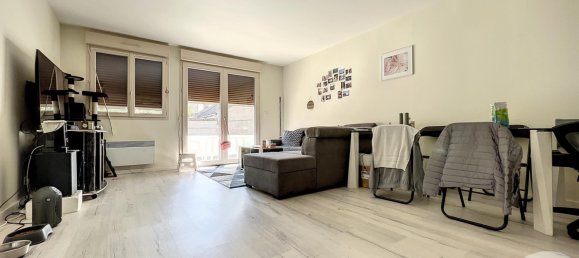2 bedrooms Apartment in Troyes, France No. 47893 5