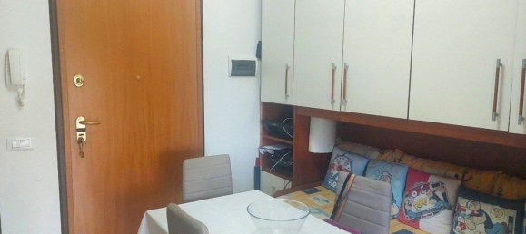2 rooms Apartment in Florence, Italy No. 274774 3
