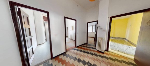 Apartamento T3 em Milan, Italy N.º 239806 2