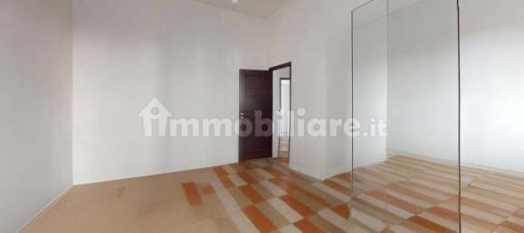 Apartamento T3 em Milan, Italy N.º 239806 28