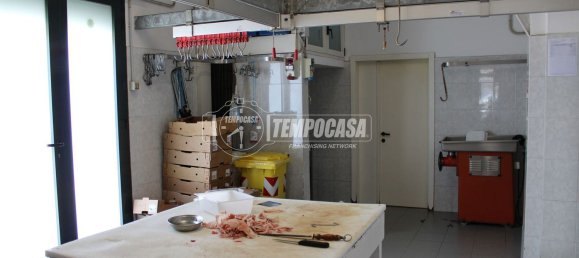 100m² Commercial property in Jesi, Italy No. 327192 6