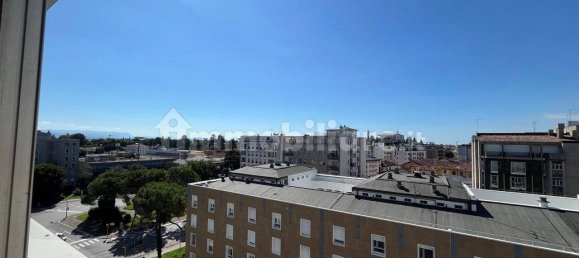 Apartamento de 3 dormitorios en Udine, Italy No. 294706 43