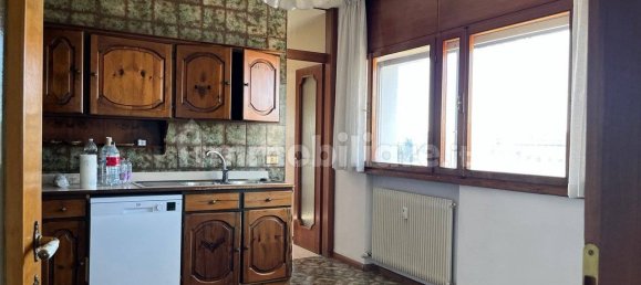 Apartamento de 3 dormitorios en Udine, Italy No. 294706 11