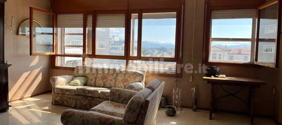 Apartamento de 3 dormitorios en Udine, Italy No. 294706 8