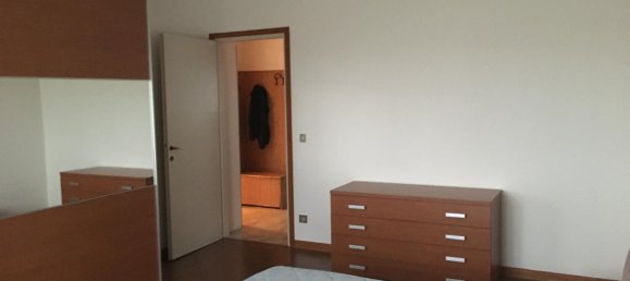 6-salle Appartement à Udine, Italy No. 290889 4