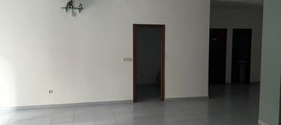 95m² Commercial property in Santa Comba, Spain No. 185006 7