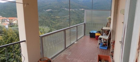 5 rooms Apartment in Aurigo, Italy No. 235997 4