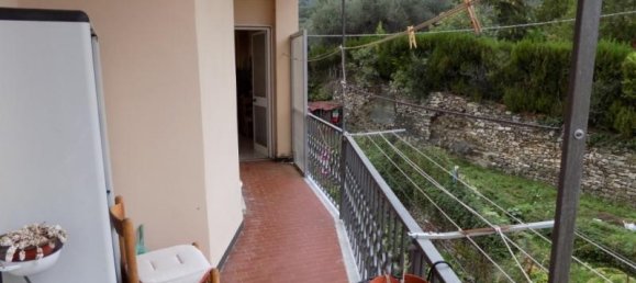 5 rooms Apartment in Aurigo, Italy No. 235997 6