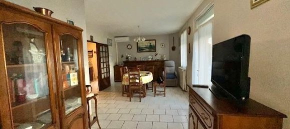 Дом с 2 спальнями в Тур, Франция № 44917 22