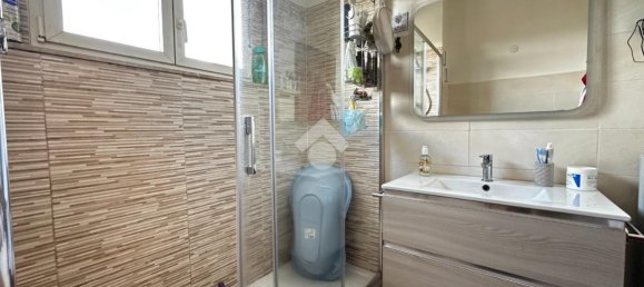 Квартира с 4 комнатами в Витербо, Италия № 9279 19