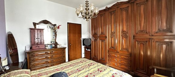 Квартира с 4 комнатами в Витербо, Италия № 9279 12