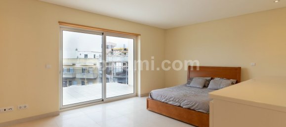 9 غرف نوم بناية في Quarteira, Portugal رقم 96471 49