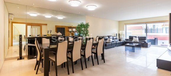 9 غرف نوم بناية في Quarteira, Portugal رقم 96471 2