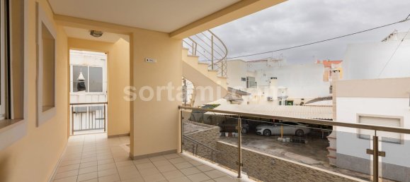 9 غرف نوم بناية في Quarteira, Portugal رقم 96471 22