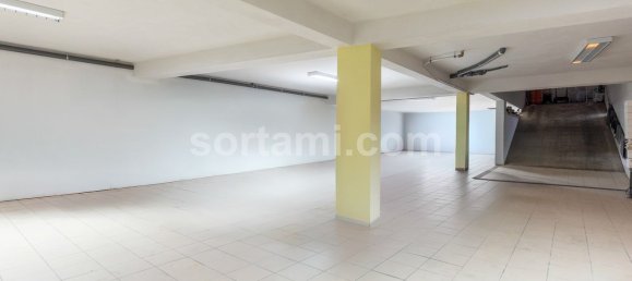 9 غرف نوم بناية في Quarteira, Portugal رقم 96471 50